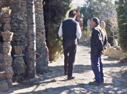 M Truc et un visiteur 1989.jpg